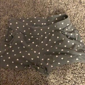 Girls heart gray shorts